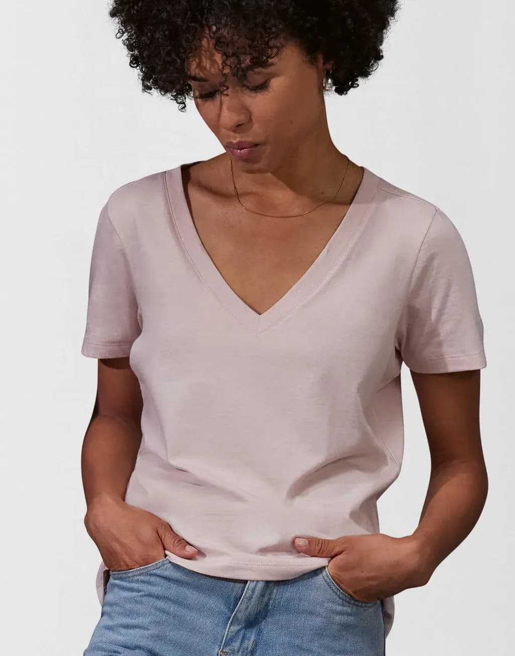 B&C E150 V Tee Women - TW001