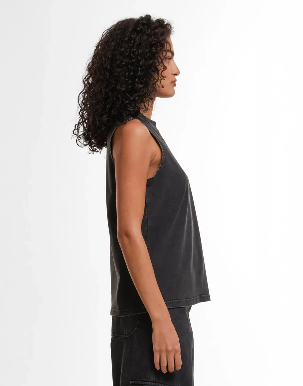 Build Your Brand Ladies Vintage Washed Sleeveless Tee - BY429