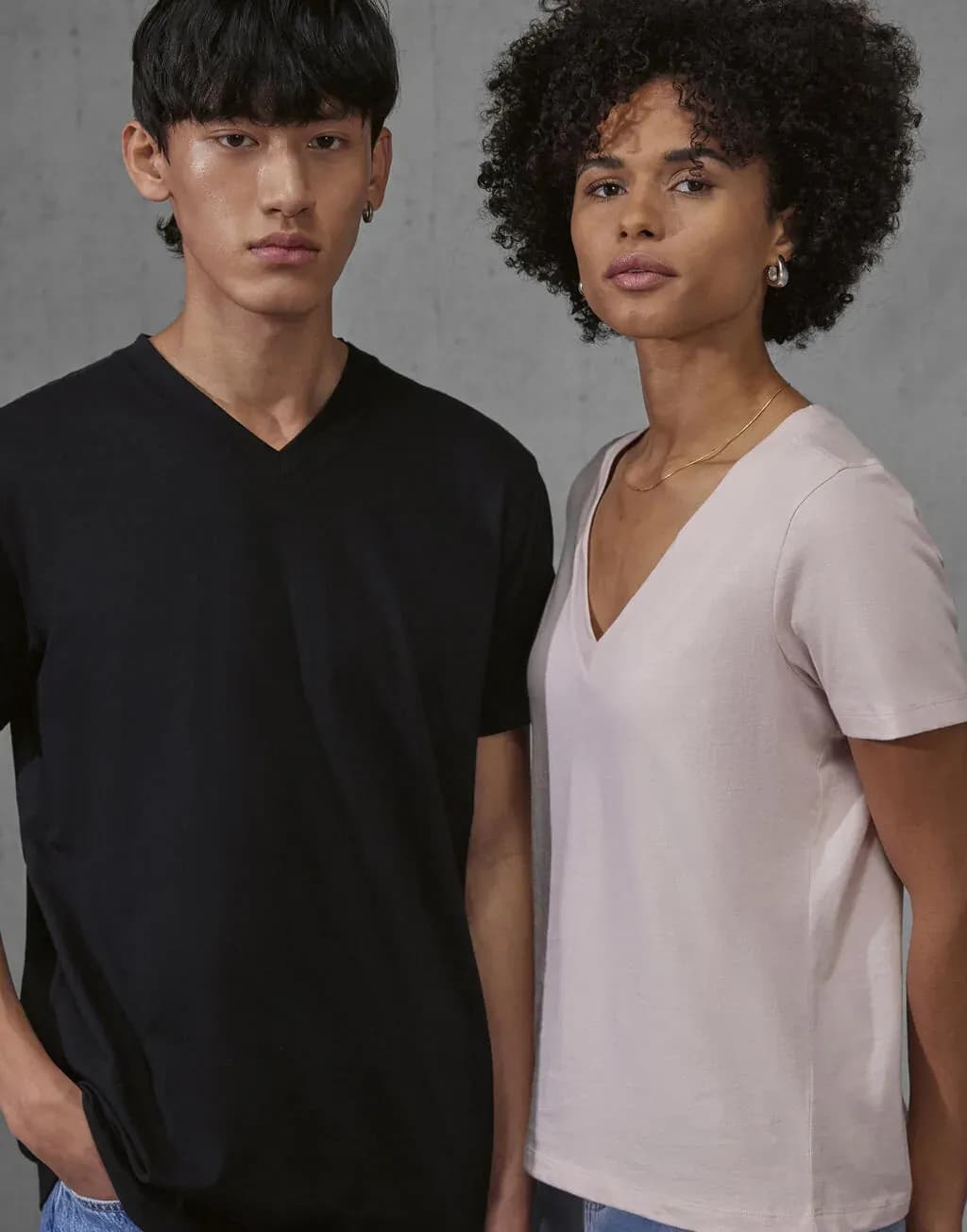 B&C E150 V Tee - TU008